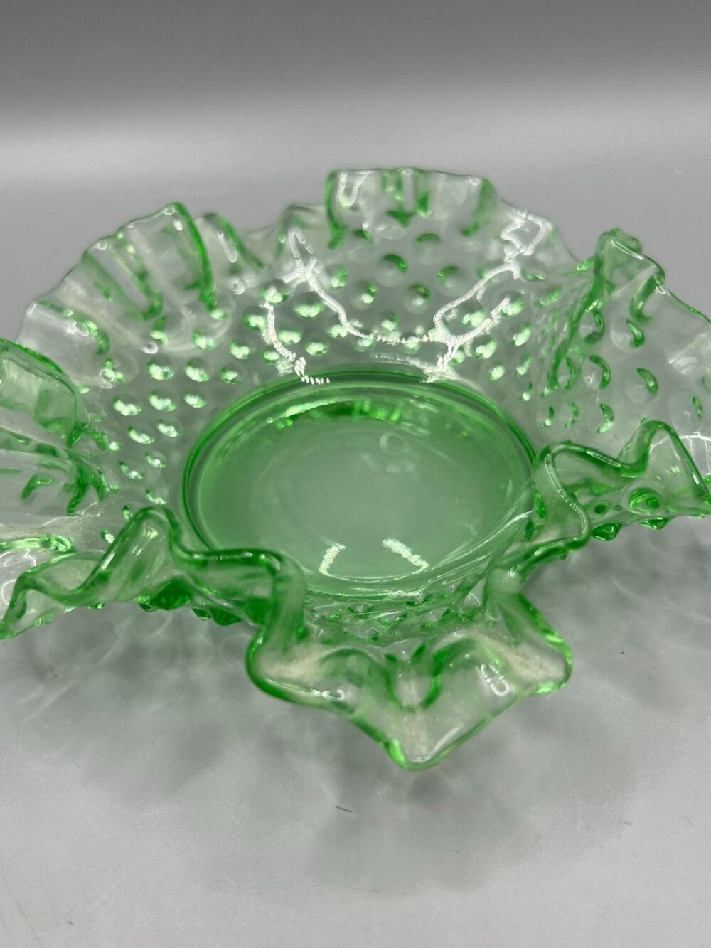 Vintage Fenton Green Hobnail Crimped Glass Bowl Mint Green (Glows with 365nm)
